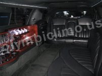 Stretch Lincoln Town Car Limousine Interior (Rear Facing)